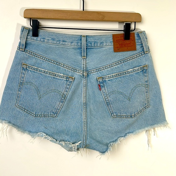 LEVI’S 501 Light Wash Distressed Denim Shorts - Picture 9 of 10